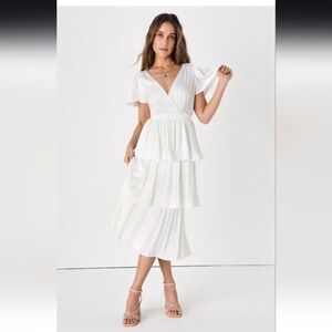 Lulus Twirl-wind Romance White Satin Pleated Tiered Midi Dress Size XL NWT